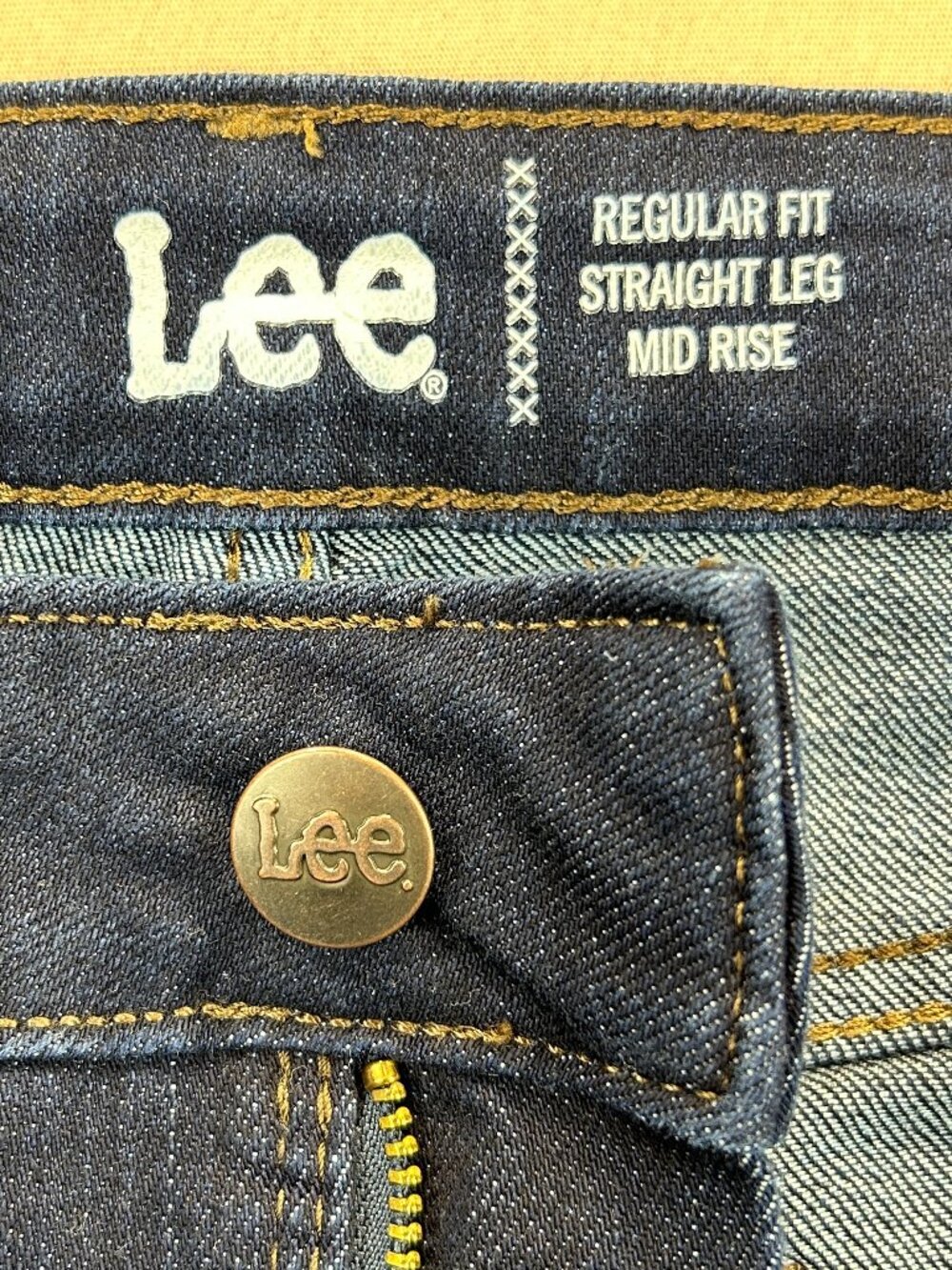 Lee Regular Jeans Womens Size 16 M Blue Denim Mid Rise Straight Stretch